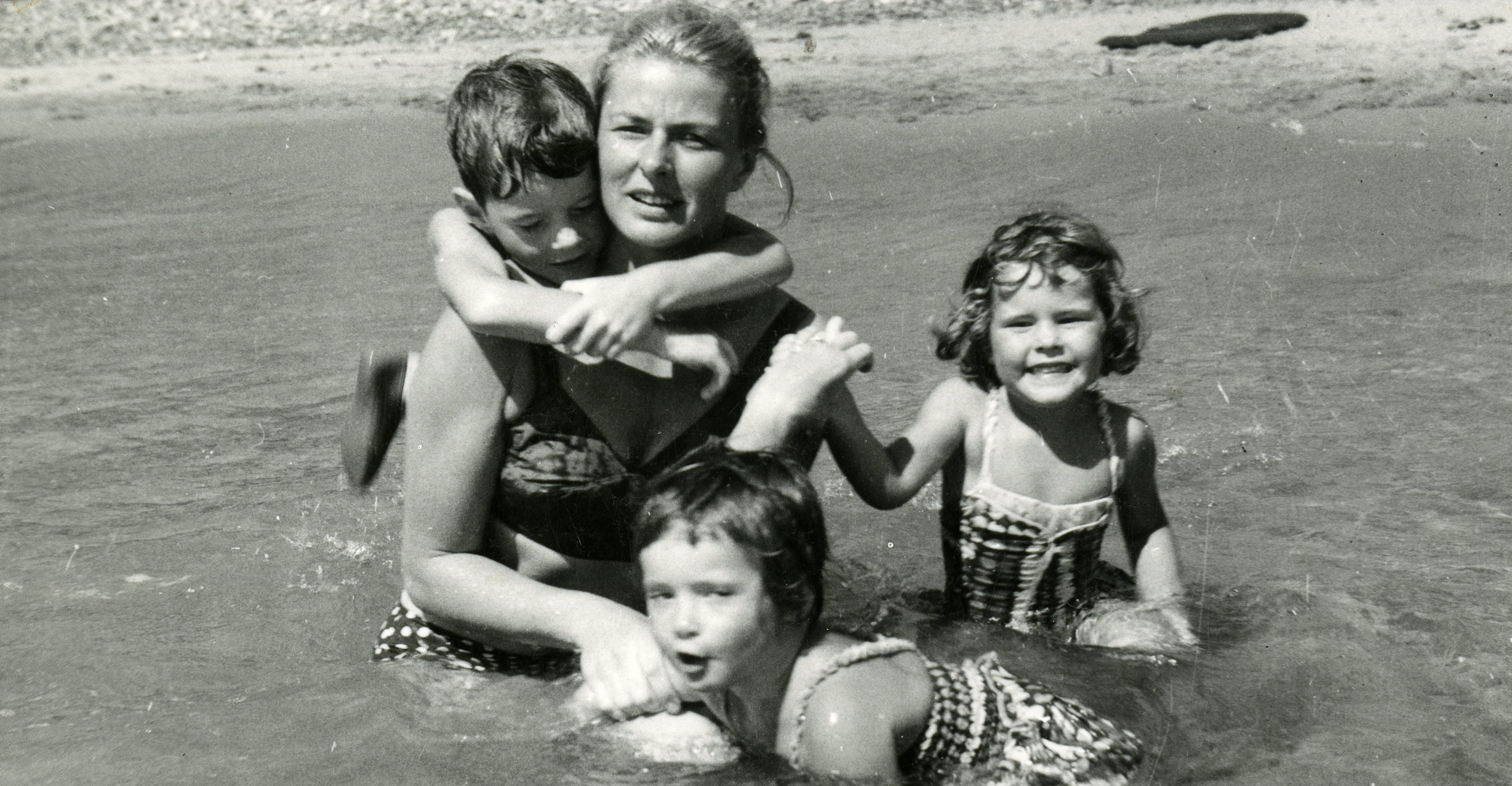 ingrid with rossellini children_unknown