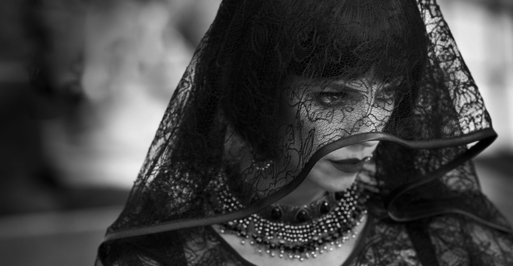 Den yderst onde stedmoder fra 'Blancanieves'. Photo Courtesy of Arcadia Motion Pictures